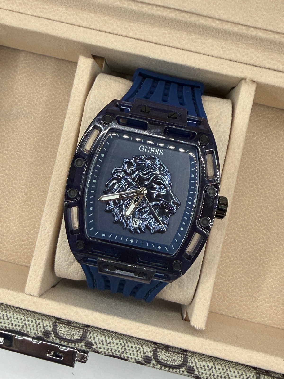 Guss Hombre Leon Azul SR47