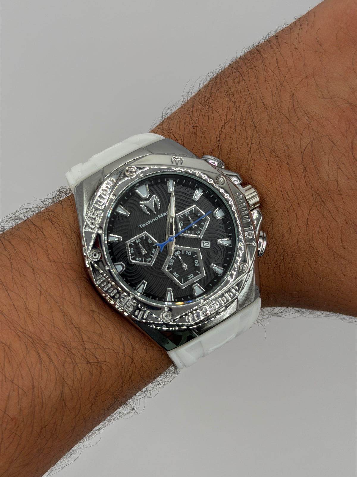 Tchmarin Hombre Blanco Tablero Negro