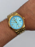 Rlx Land Dweller Dorado Tablero Fondo Azul