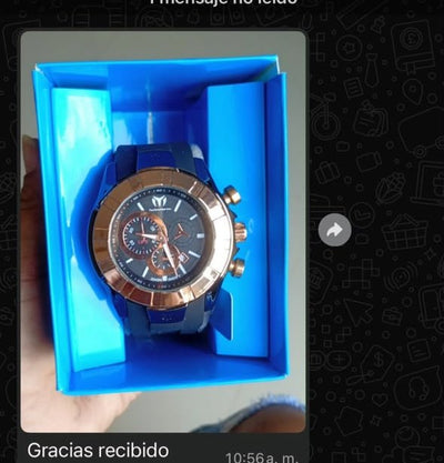 Foto del reloj que recibió el cliente